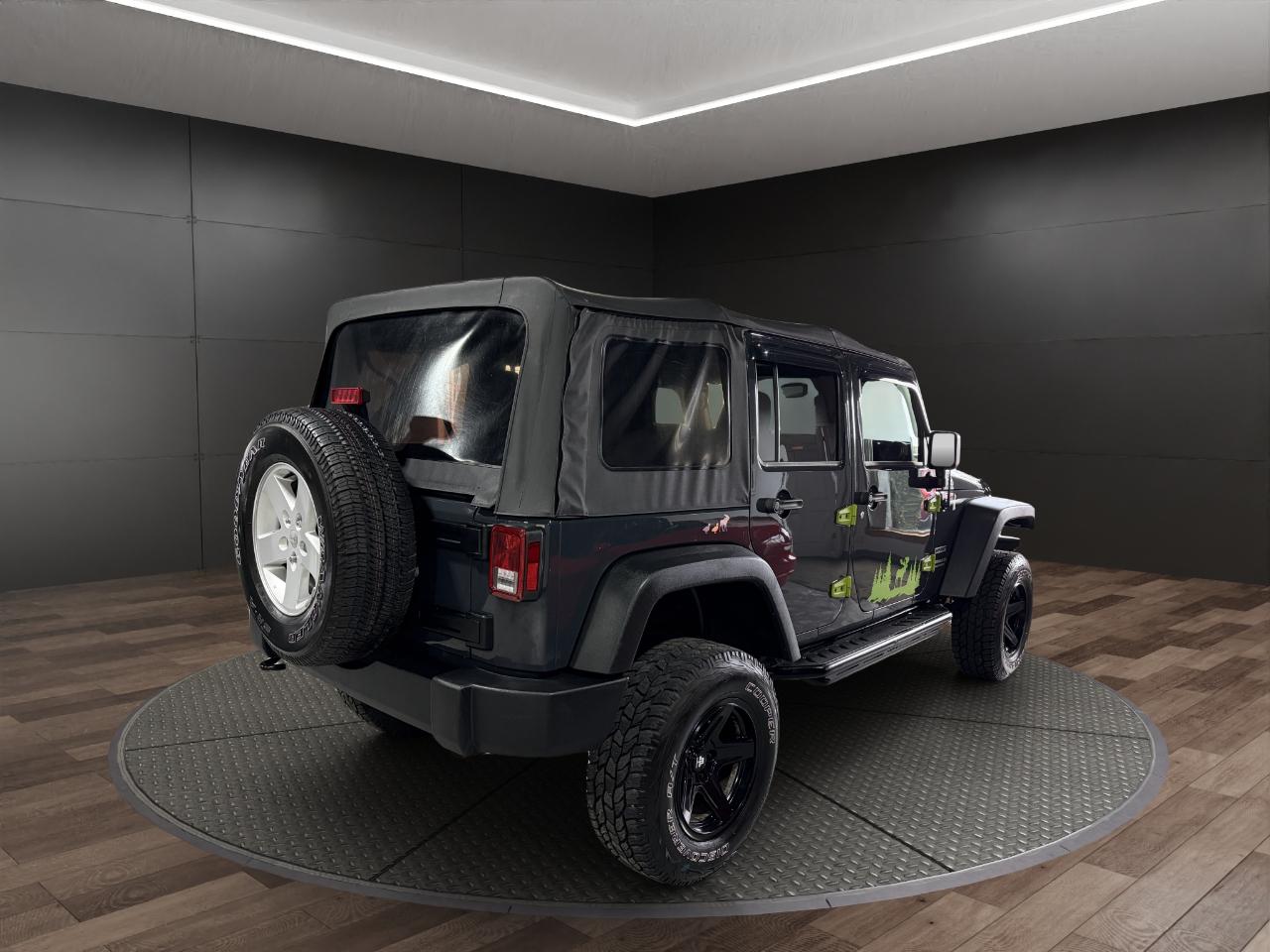 Jeep Wrangler Unlimited Sport 4x4 2017