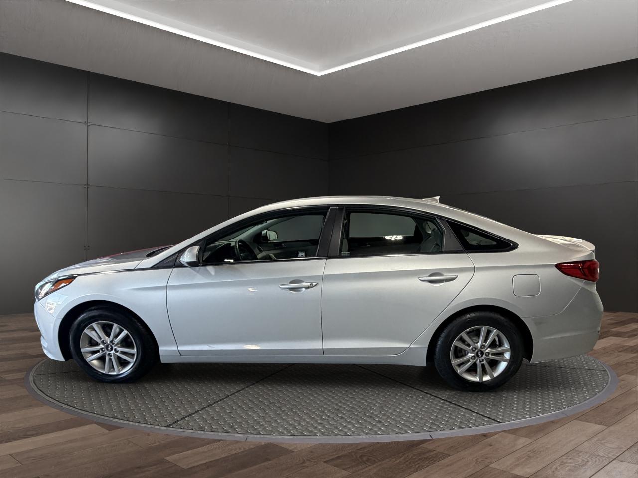 Hyundai Sonata 4dr Sdn 2.4L SE PZEV 2016