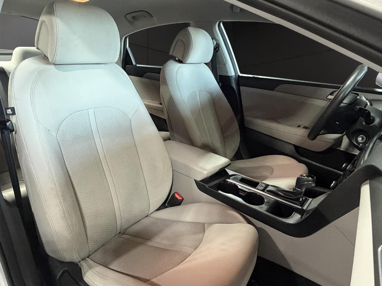 Hyundai Sonata 4dr Sdn 2.4L SE PZEV 2016