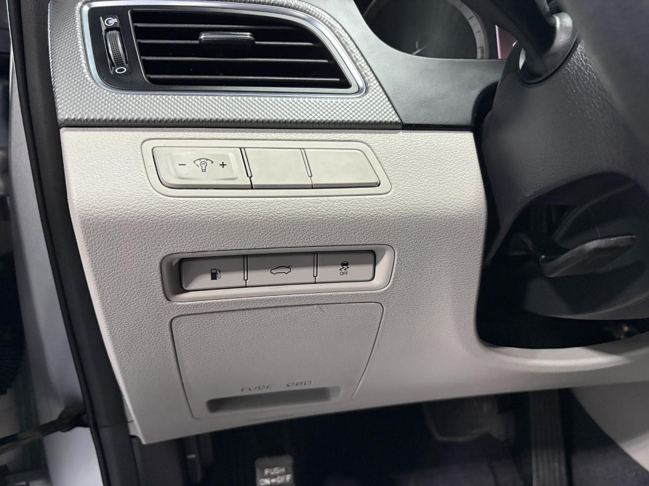 Hyundai Sonata 4dr Sdn 2.4L SE PZEV 2016