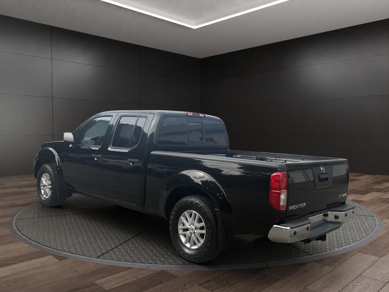 Nissan Frontier 2017.5 Crew Cab 4x4 SV V6 Auto Long Bed 2017
