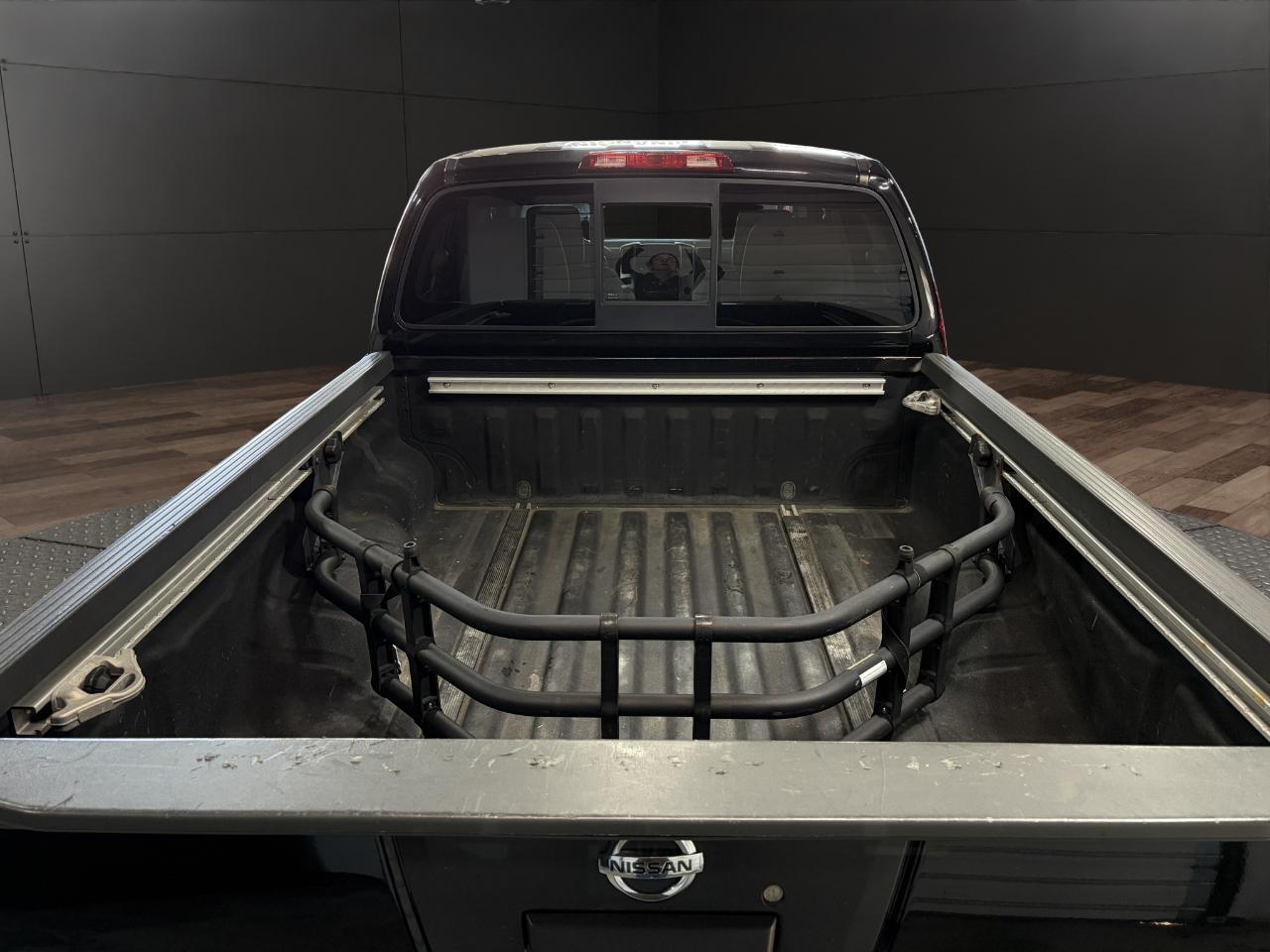Nissan Frontier 2017.5 Crew Cab 4x4 SV V6 Auto Long Bed 2017