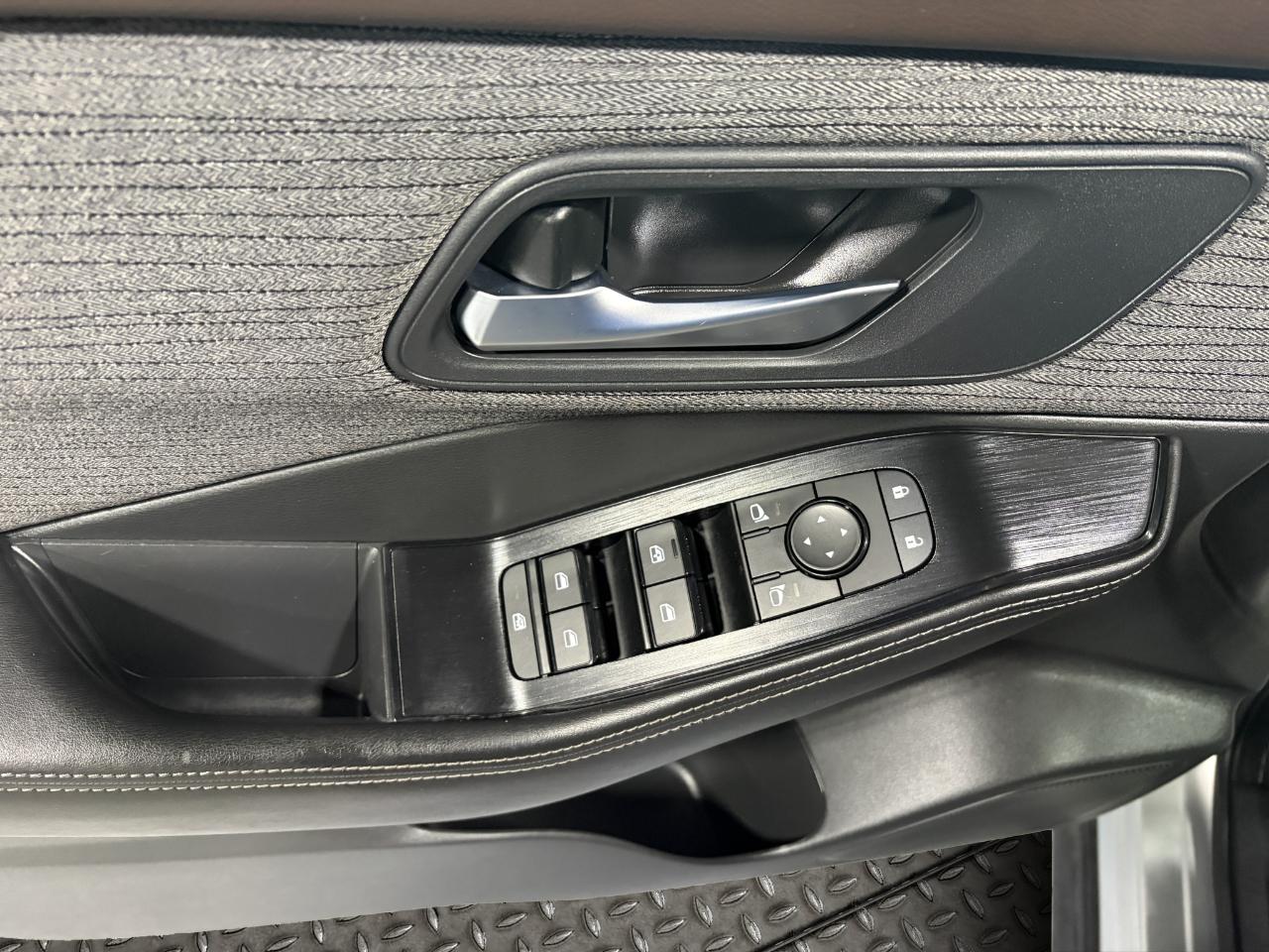 Nissan Rogue AWD SV 2022