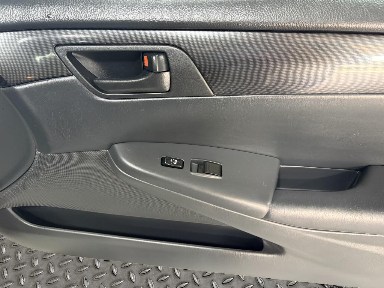 Toyota Camry Solara 2dr Cpe SPT Auto (Natl) 2006