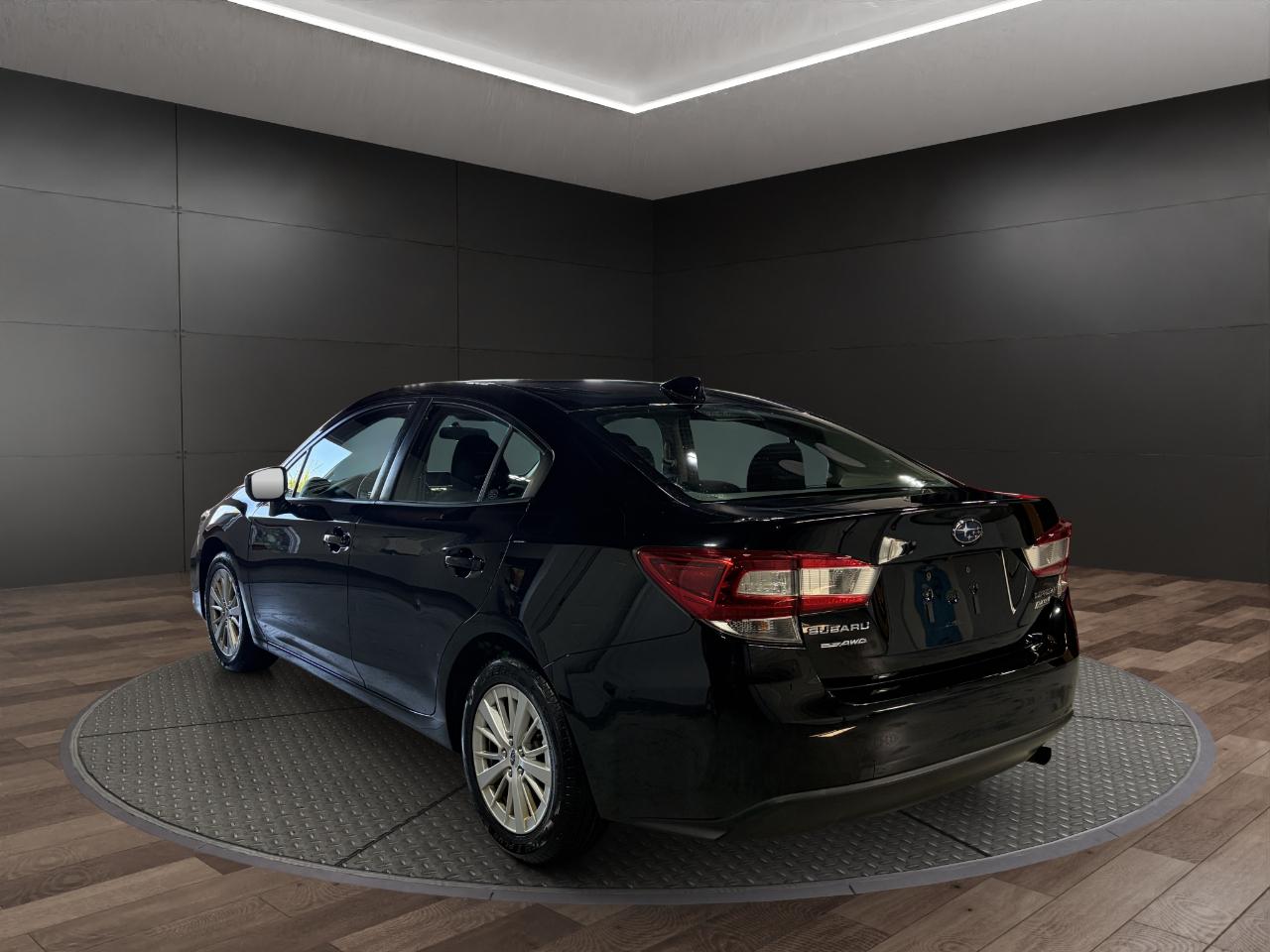 Subaru Impreza 2.0i Premium 4-door CVT 2017