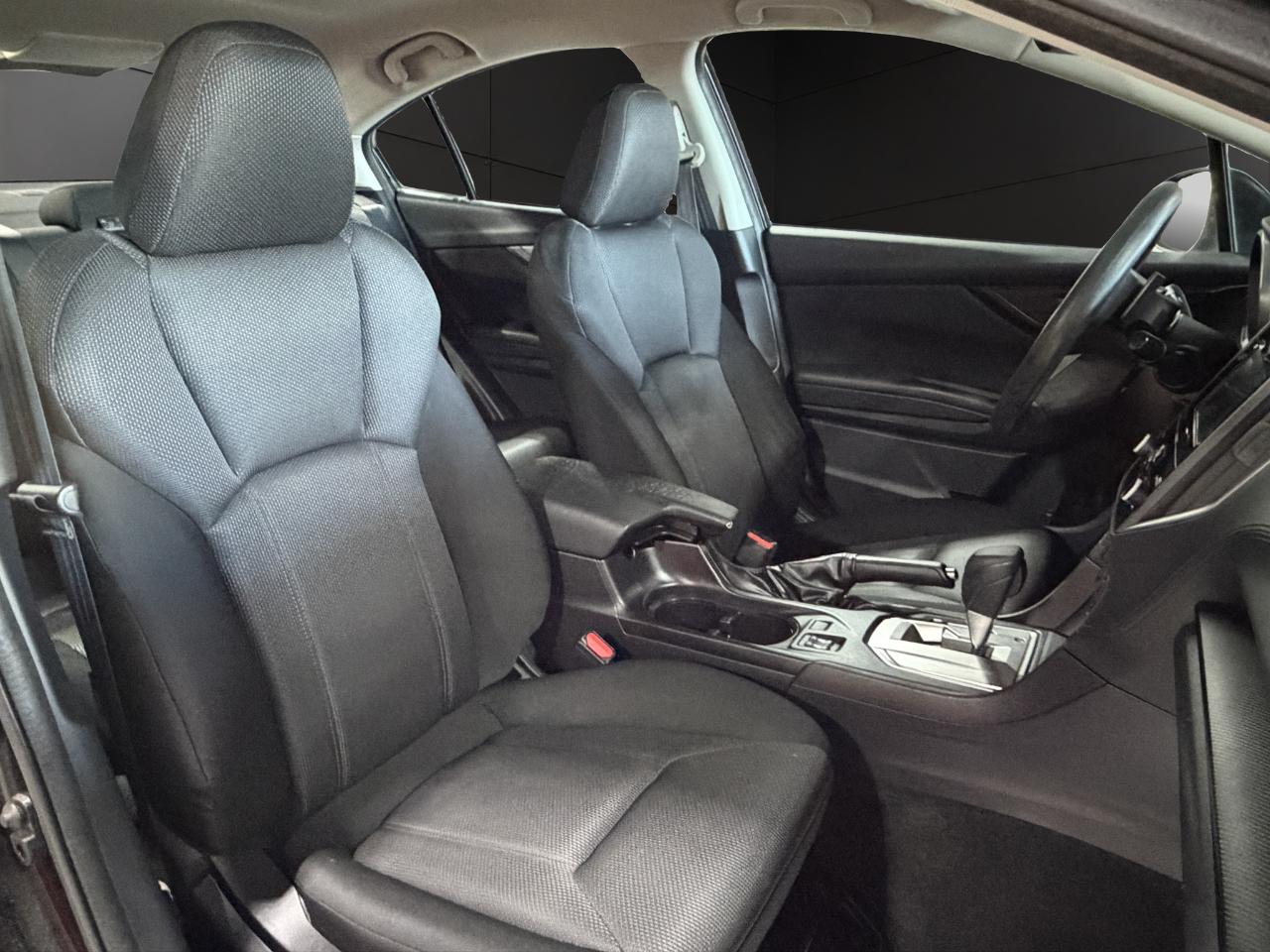 Subaru Impreza 2.0i Premium 4-door CVT 2017