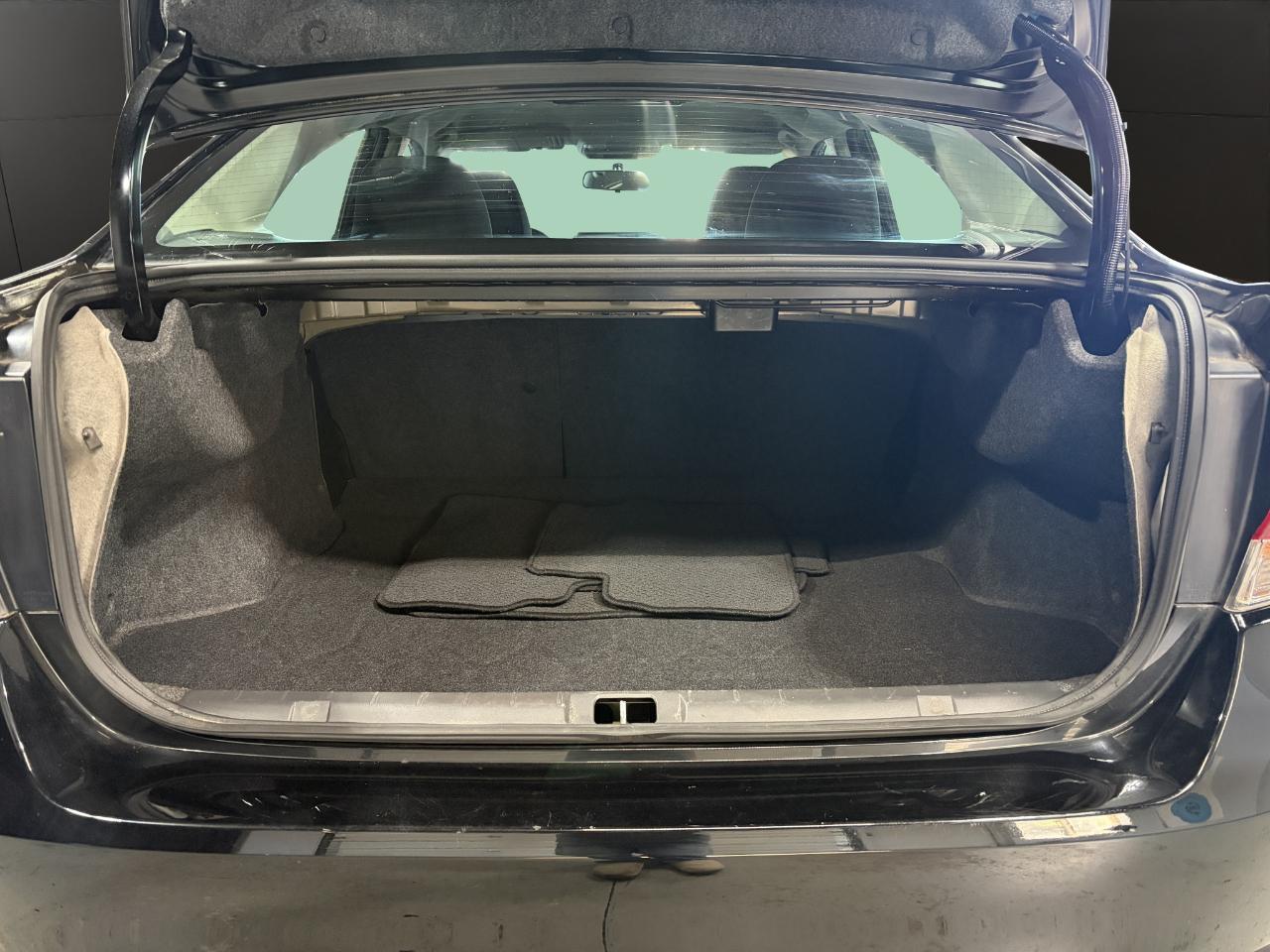 Subaru Impreza 2.0i Premium 4-door CVT 2017