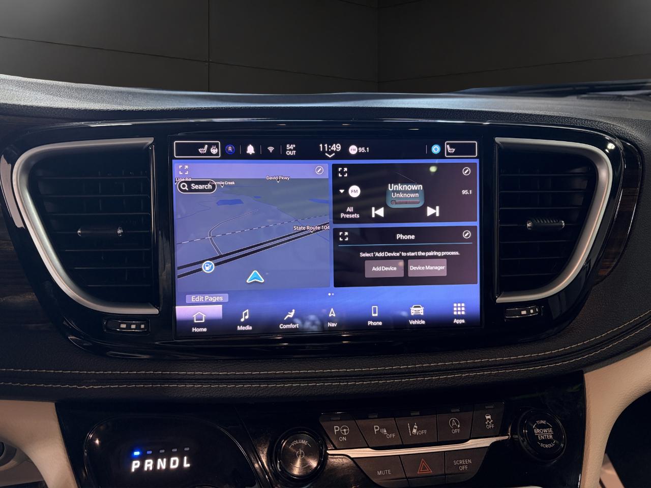 Chrysler Pacifica Limited FWD 2022