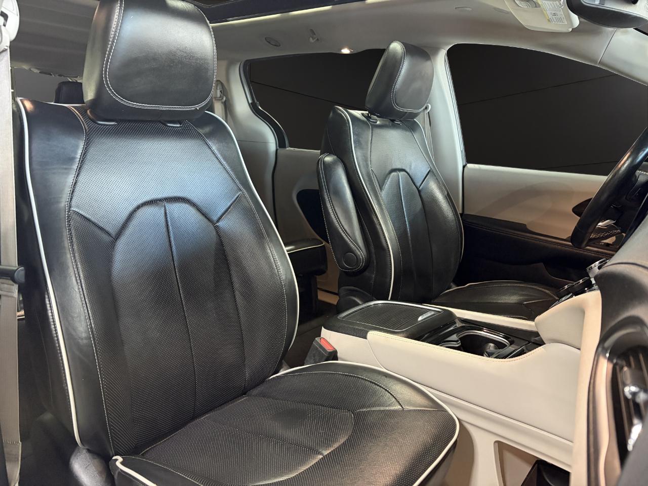 Chrysler Pacifica Limited FWD 2022