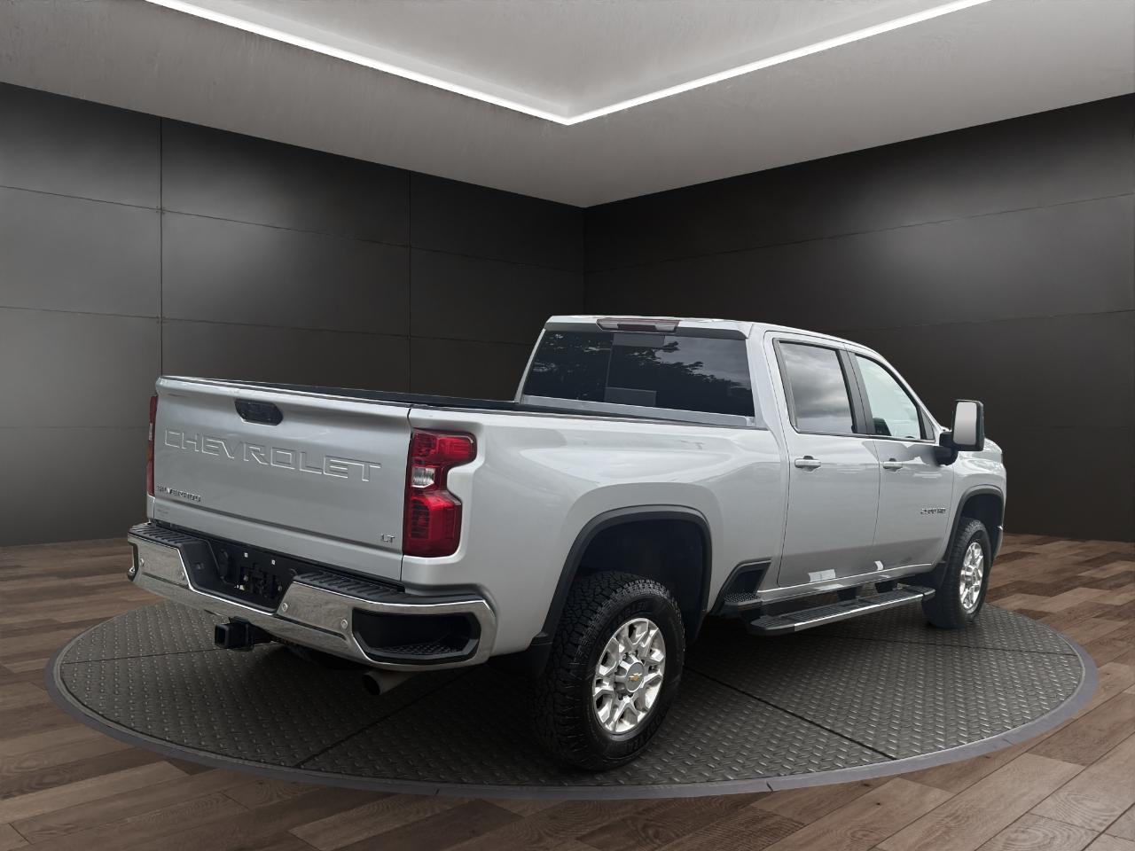 Chevrolet Silverado 2500HD 4WD Crew Cab 159" LT 2023