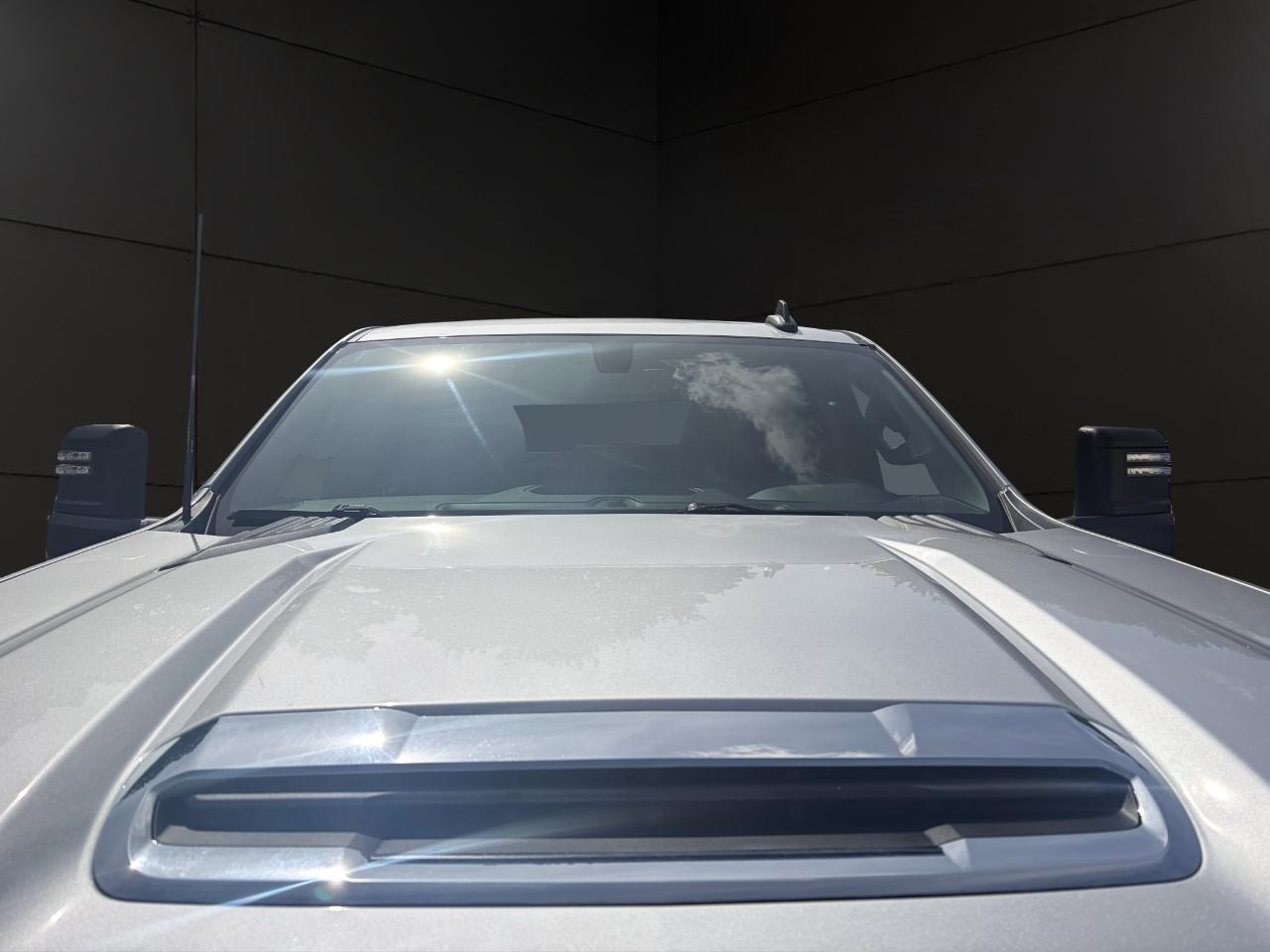 Chevrolet Silverado 2500HD 4WD Crew Cab 159" LT 2023