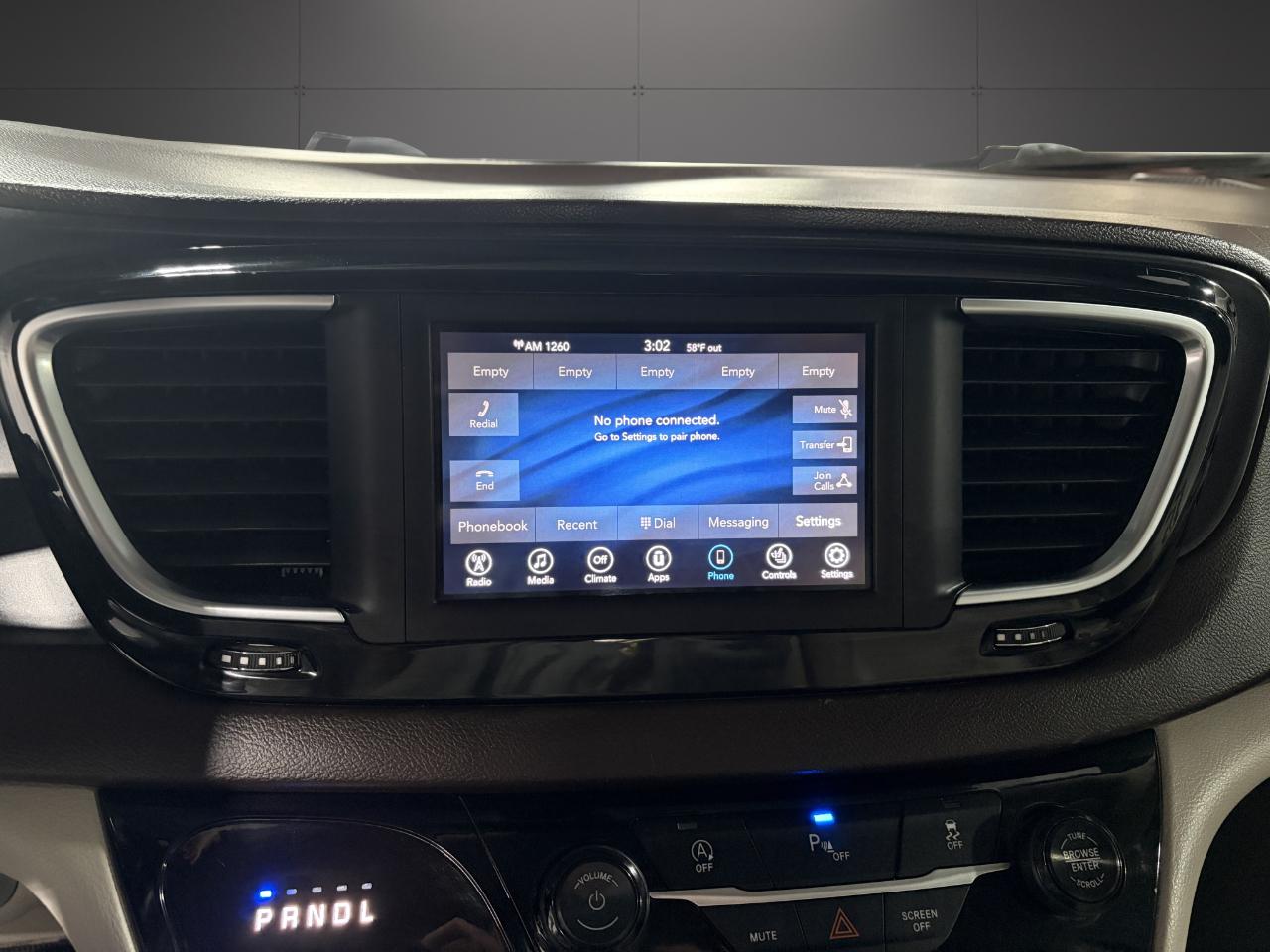 Chrysler Pacifica Touring L FWD 2020