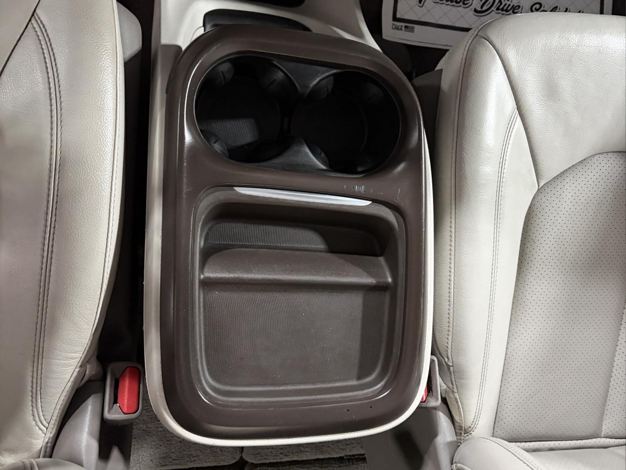 Chrysler Pacifica Touring L FWD 2020