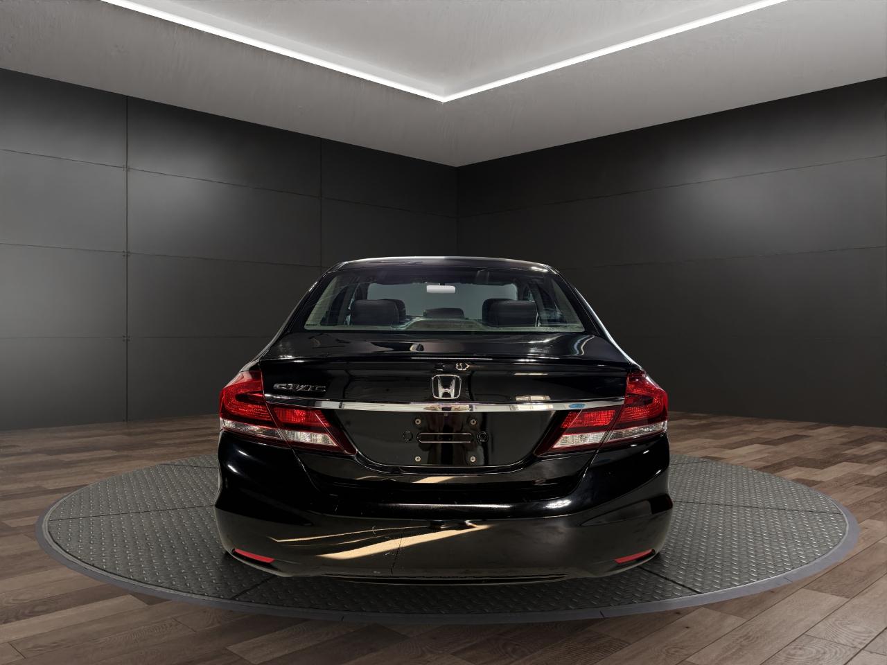Honda Civic Sedan 4dr Man LX 2014