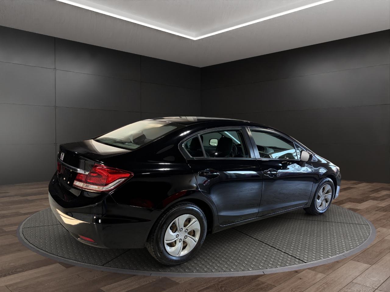 Honda Civic Sedan 4dr Man LX 2014