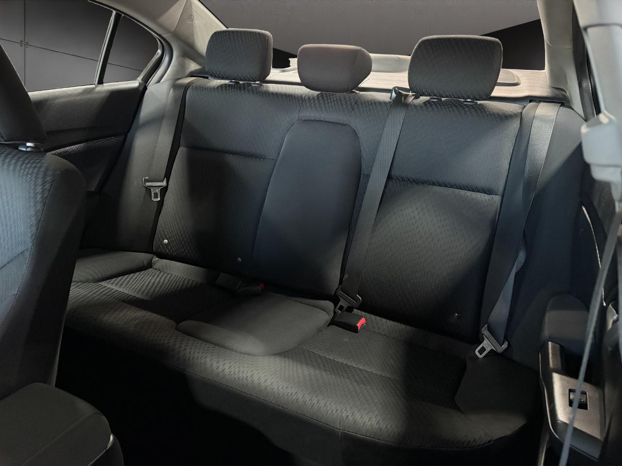 Honda Civic Sedan 4dr Man LX 2014