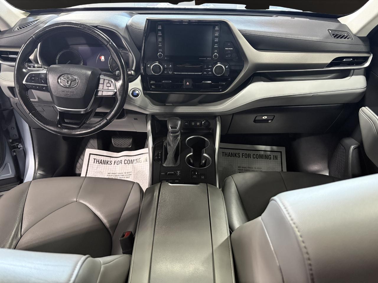 Toyota Highlander XLE AWD (Natl) 2021