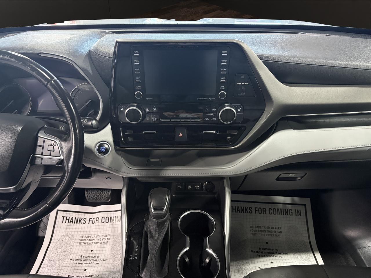 Toyota Highlander XLE AWD (Natl) 2021