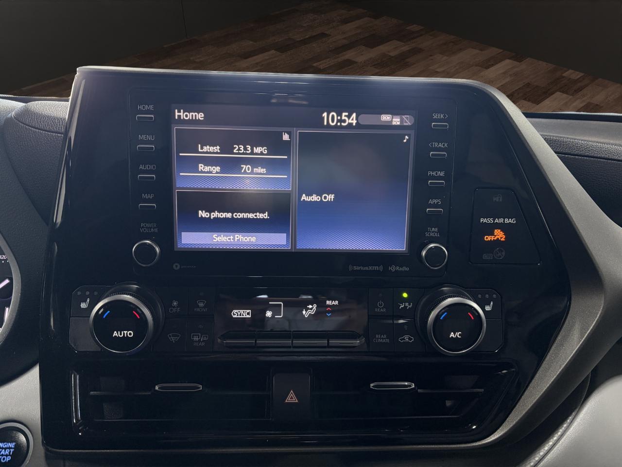 Toyota Highlander XLE AWD (Natl) 2021