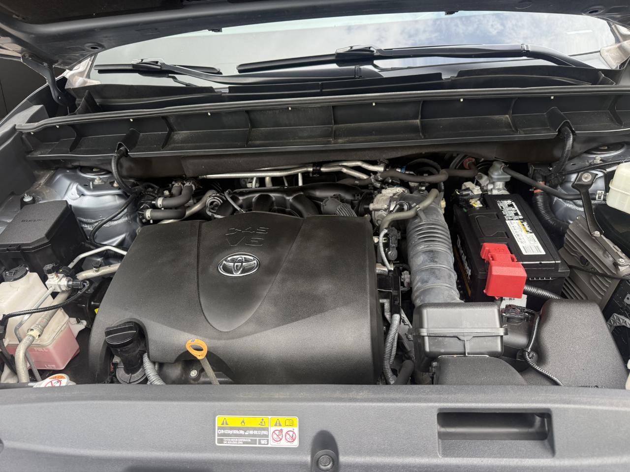 Toyota Highlander XLE AWD (Natl) 2021