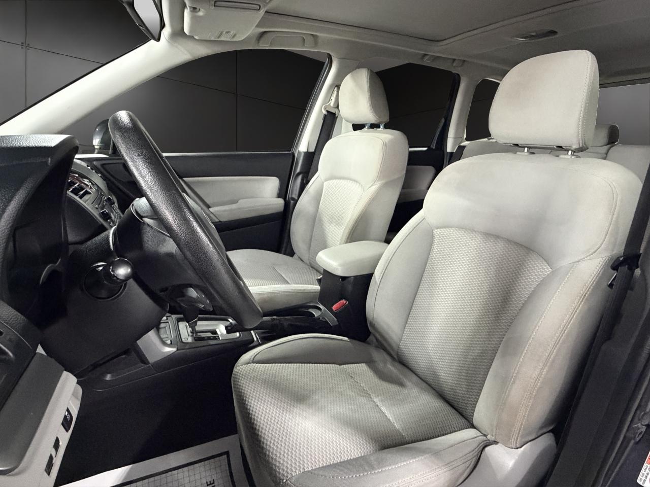 Subaru Forester 4dr CVT 2.5i Premium PZEV 2015