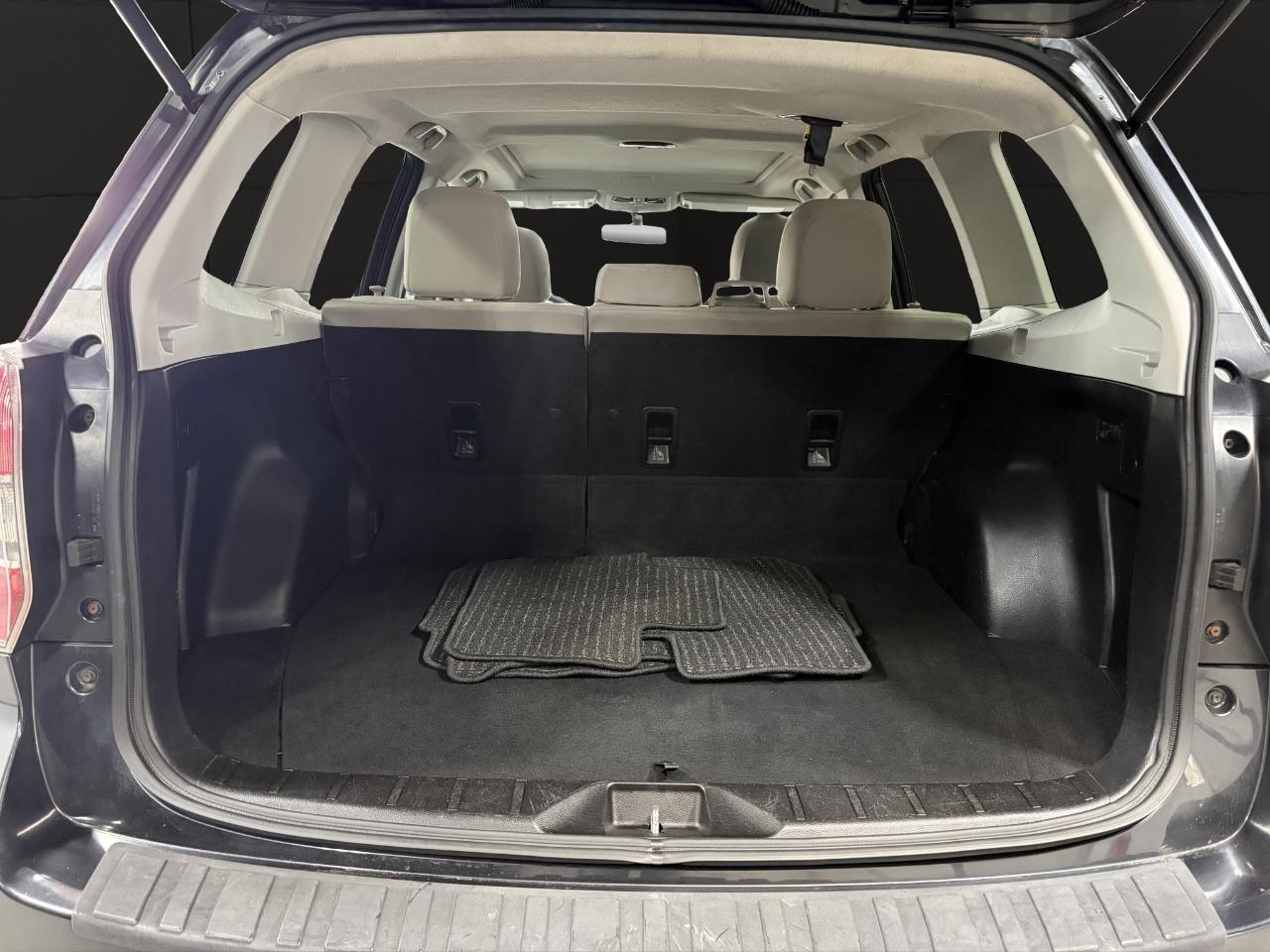 Subaru Forester 4dr CVT 2.5i Premium PZEV 2015