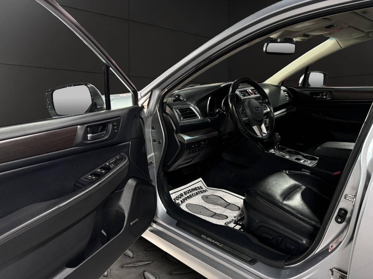 Subaru Legacy 4dr Sdn 2.5i Limited PZEV 2015