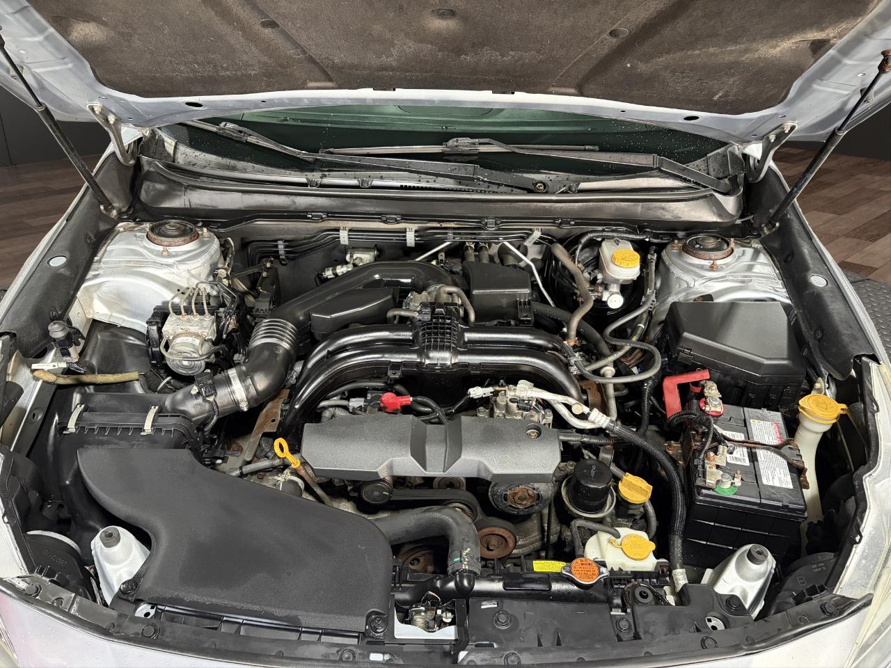 Subaru Legacy 4dr Sdn 2.5i Limited PZEV 2015