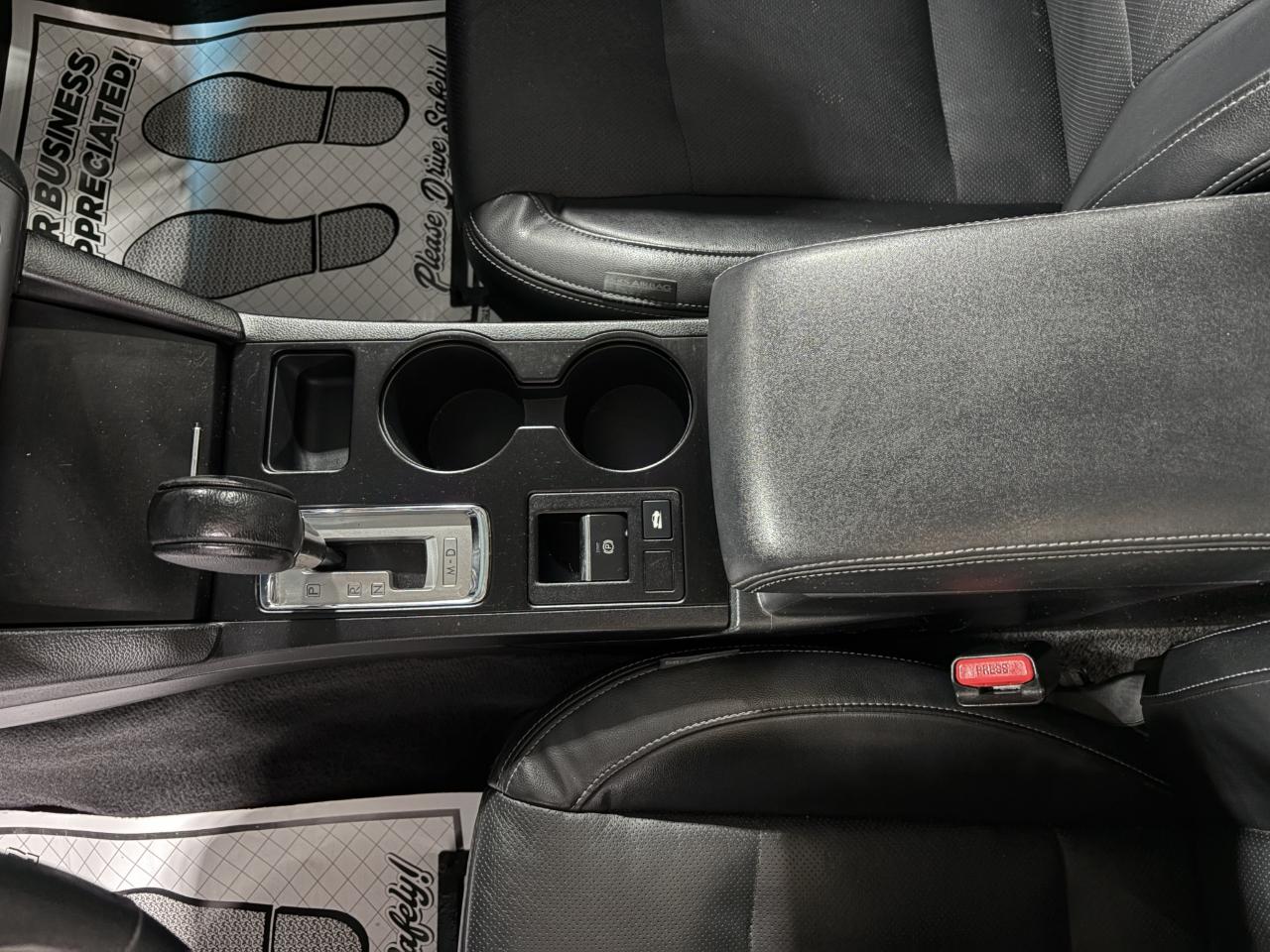 Subaru Legacy 4dr Sdn 2.5i Limited PZEV 2015