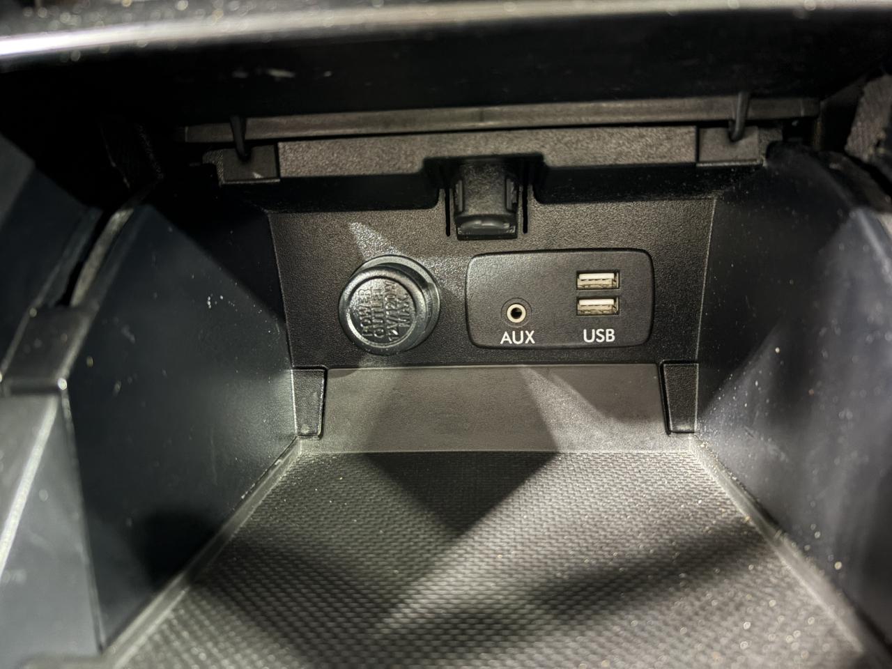 Subaru Legacy 4dr Sdn 2.5i Limited PZEV 2015