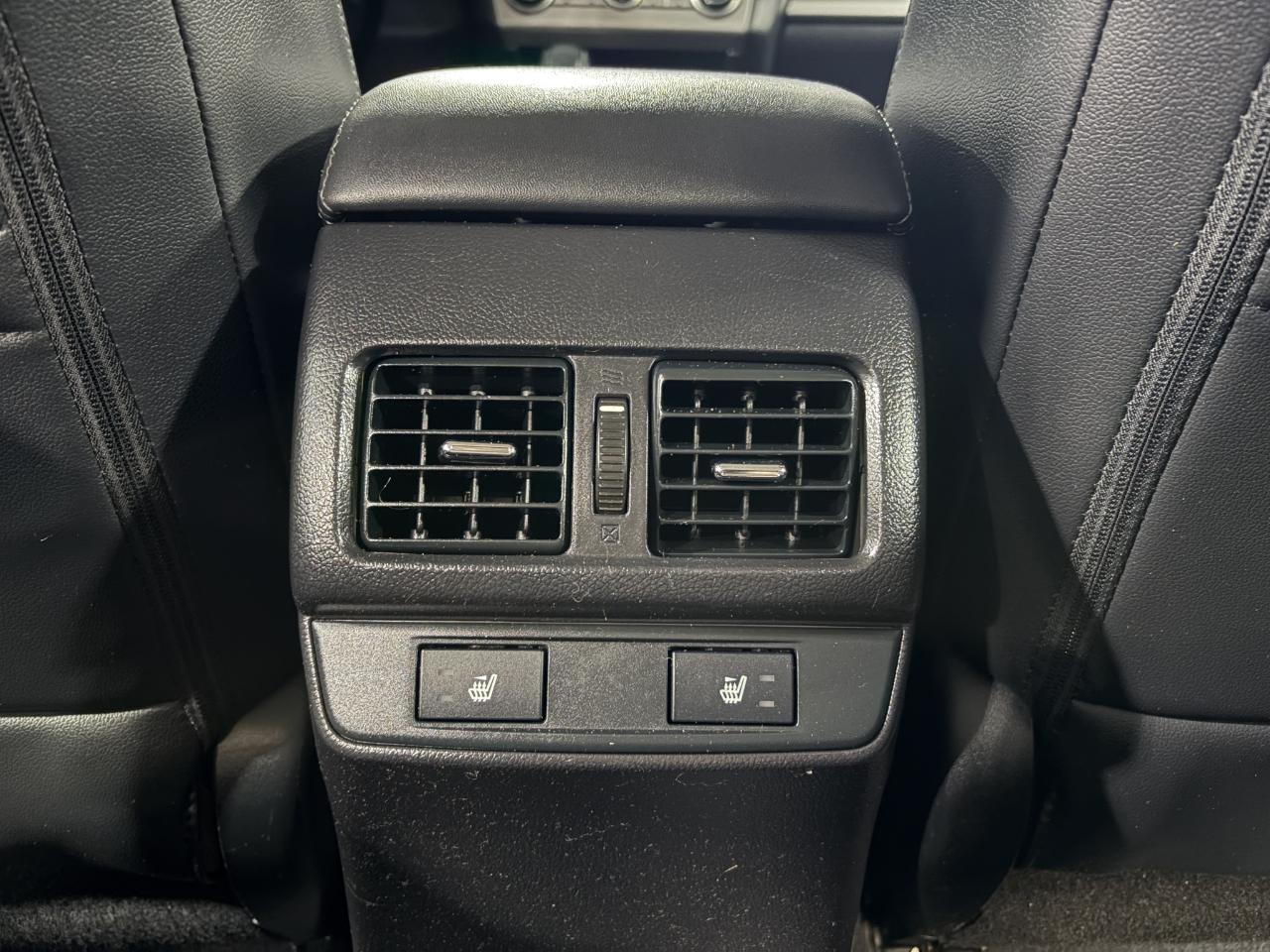Subaru Legacy 4dr Sdn 2.5i Limited PZEV 2015
