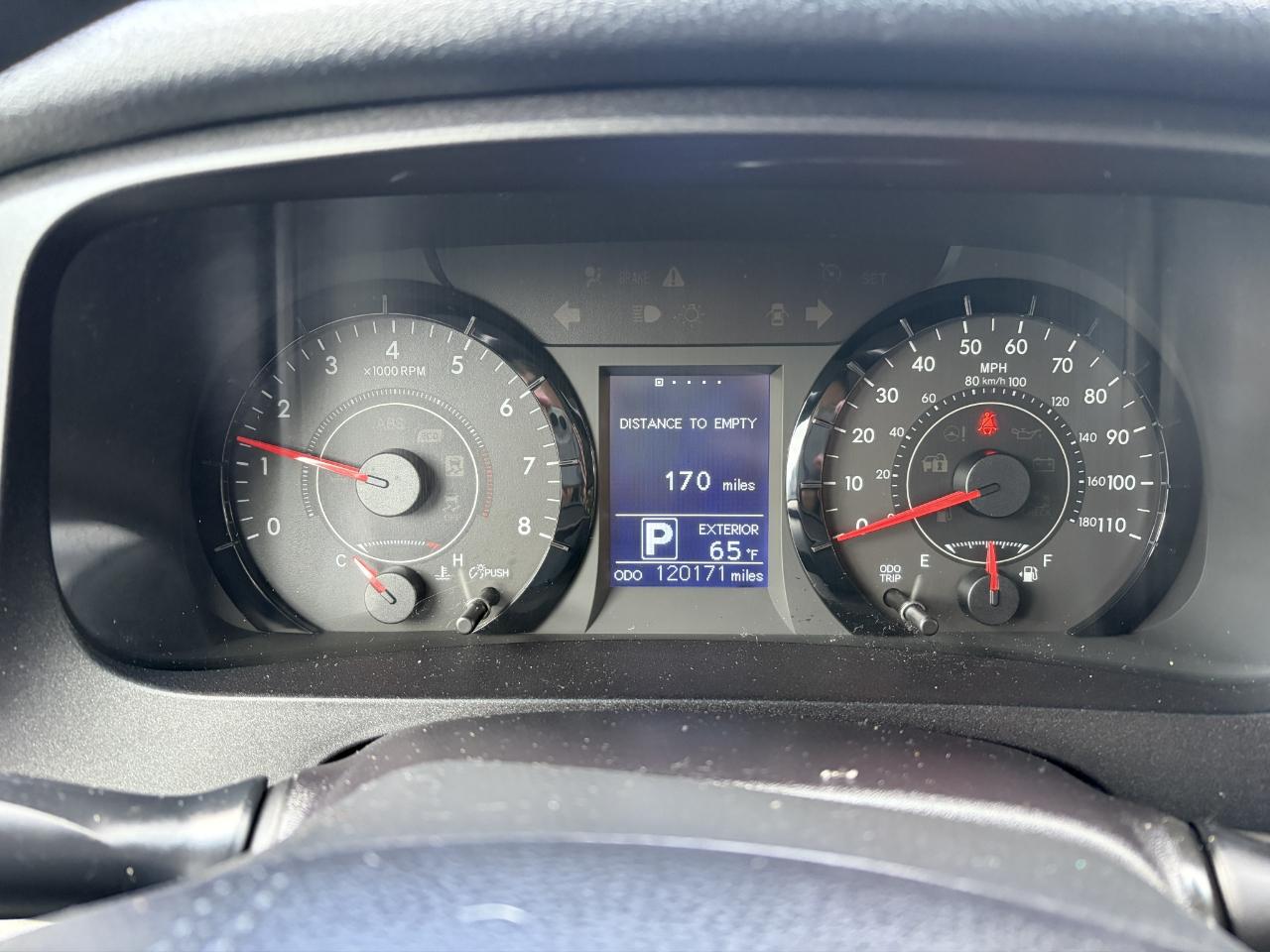 Toyota Sienna 5dr 7-Pass Van LE AWD (Natl) 2016