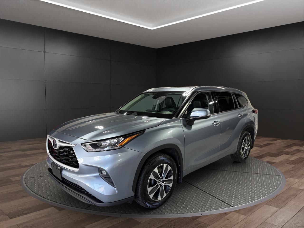 Toyota Highlander XLE AWD (Natl) 2020