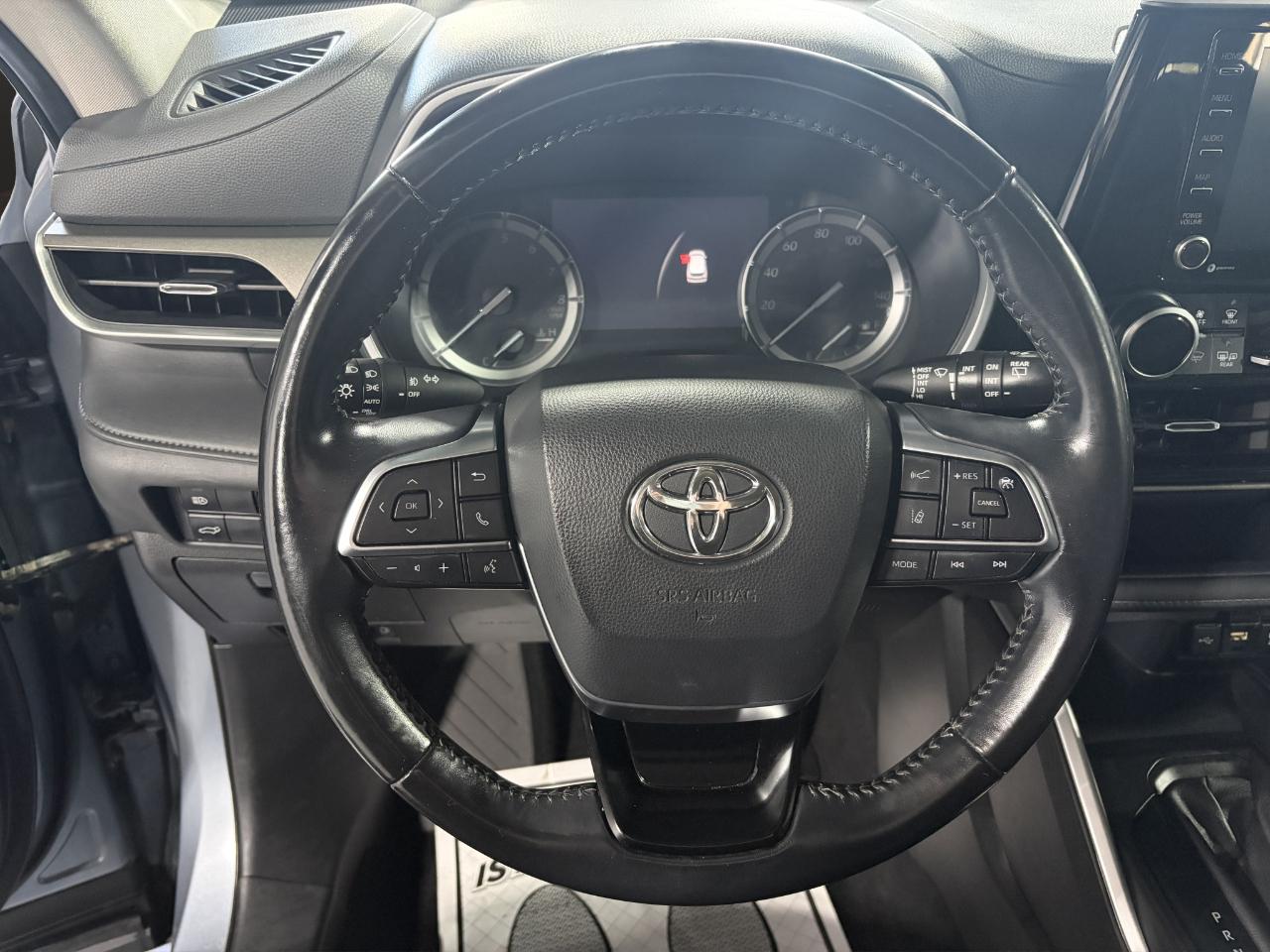 Toyota Highlander XLE AWD (Natl) 2020