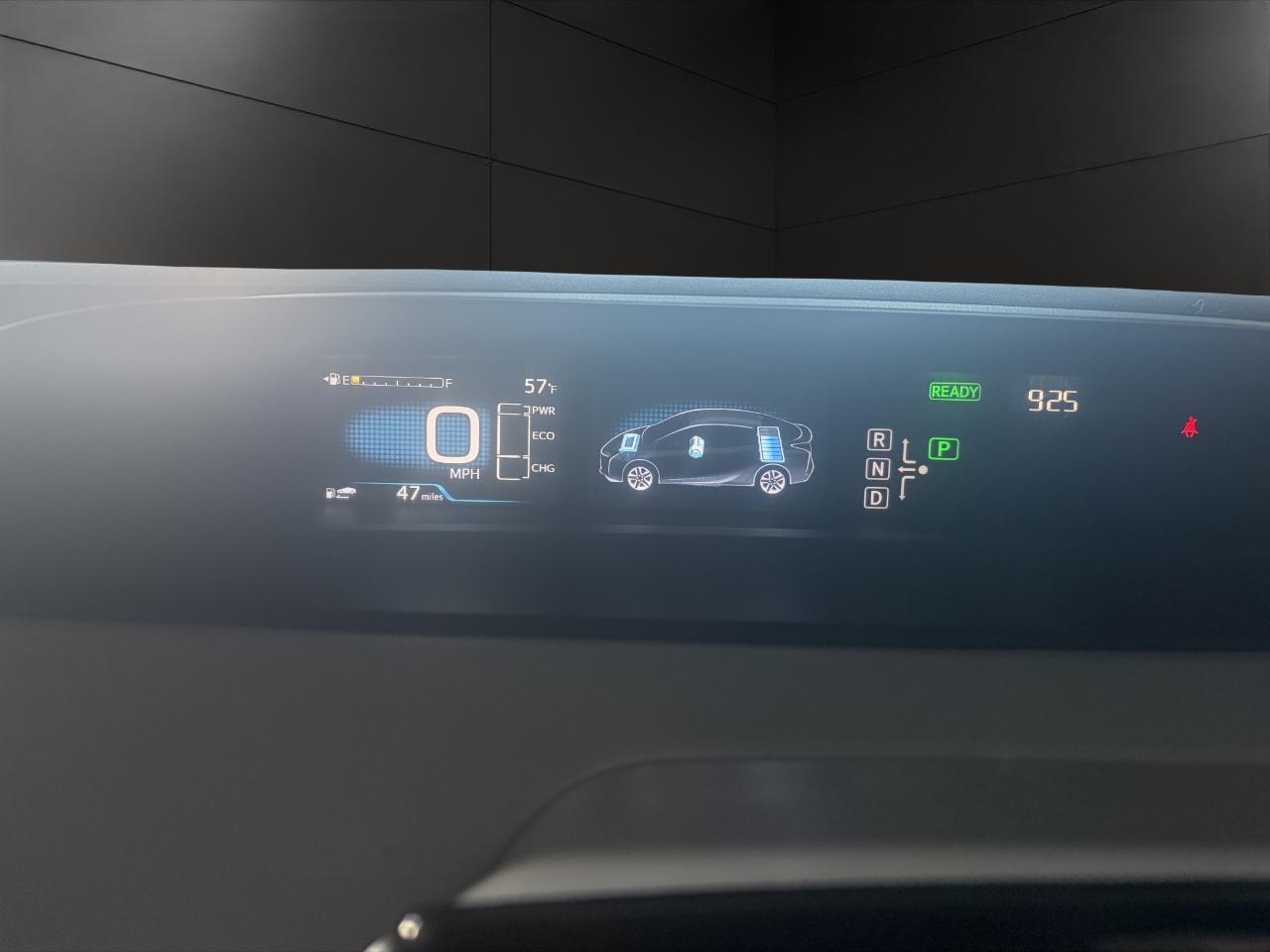 Toyota Prius 5dr HB Two (Natl) 2016