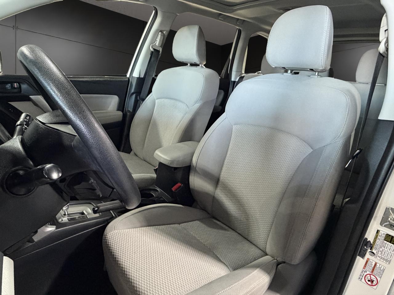 Subaru Forester 4dr CVT 2.5i Premium PZEV 2016