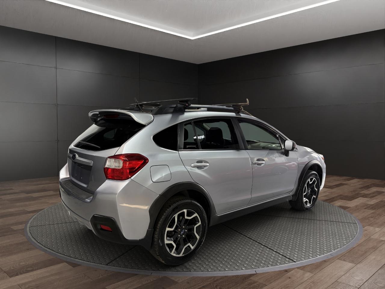 Subaru Crosstrek 5dr CVT 2.0i Premium 2016