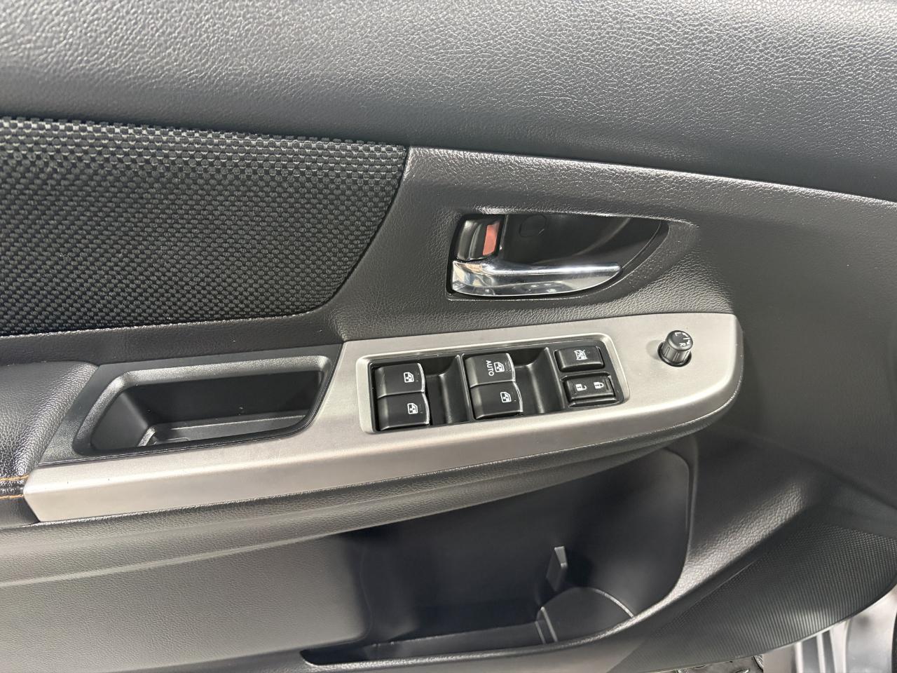 Subaru Crosstrek 5dr CVT 2.0i Premium 2016