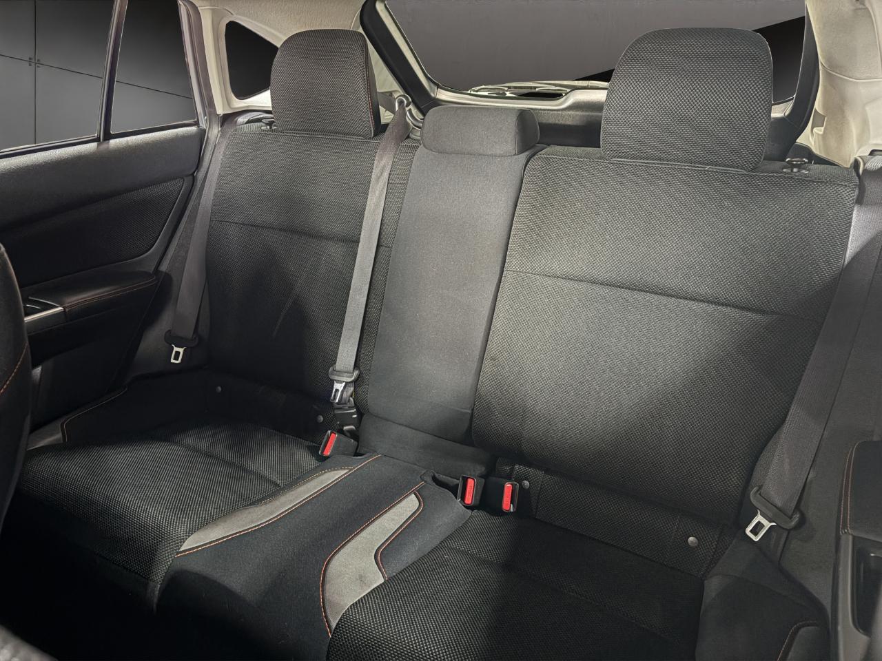 Subaru Crosstrek 5dr CVT 2.0i Premium 2016