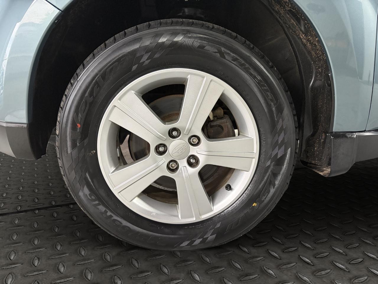 Subaru Forester 4dr Auto 2.5X 2012