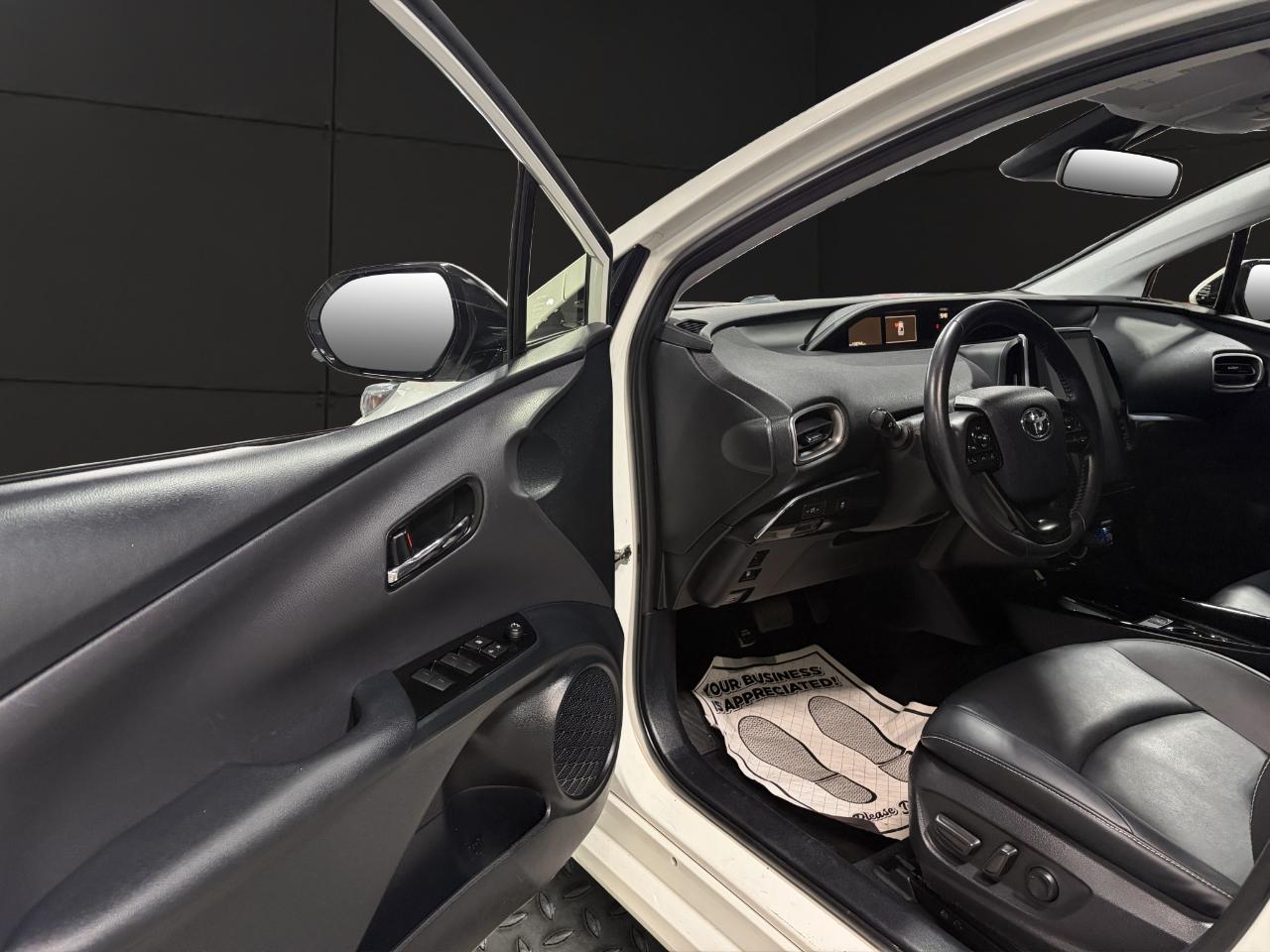 Toyota Prius Prime Limited (Natl) 2020