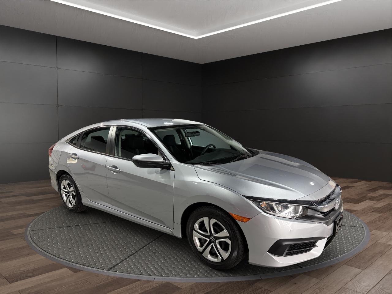 Honda Civic Sedan 4dr CVT LX 2016