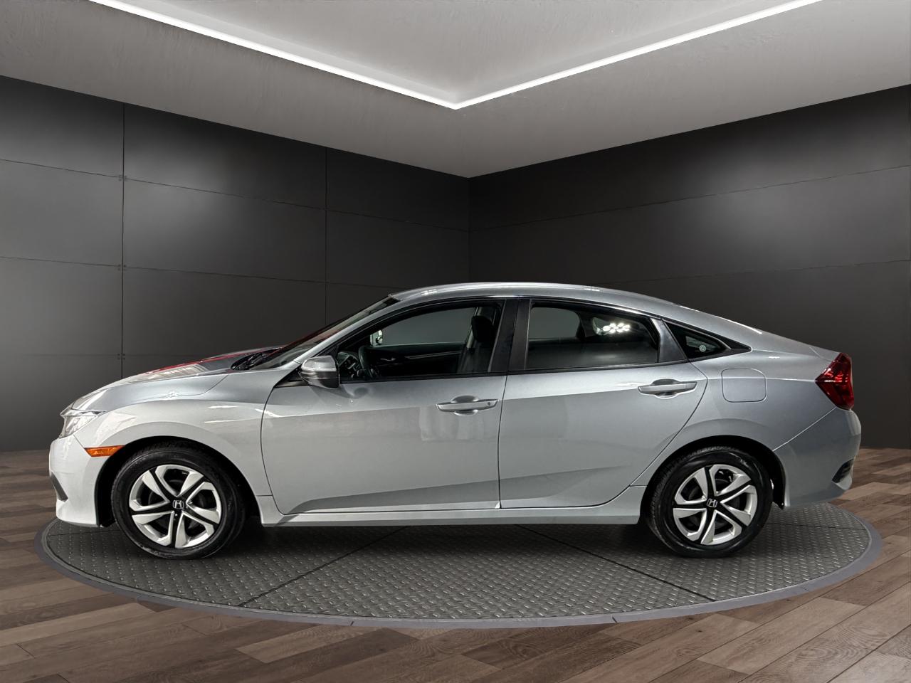 Honda Civic Sedan 4dr CVT LX 2016