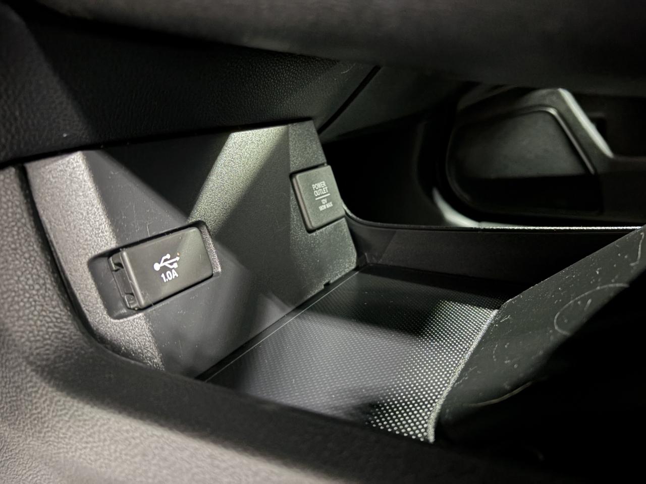 Honda Civic Sedan 4dr CVT LX 2016