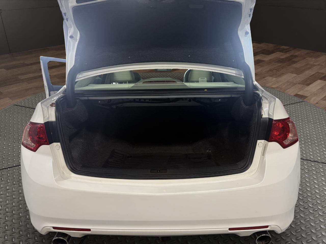 Acura TSX 4dr Sdn I4 Auto 2011