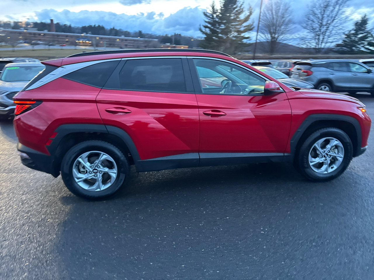 2023 Hyundai Tucson SEL photo 3