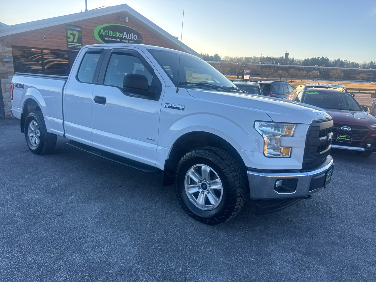 Ford F-150 XL 4WD SuperCab 6.5' Box 2017