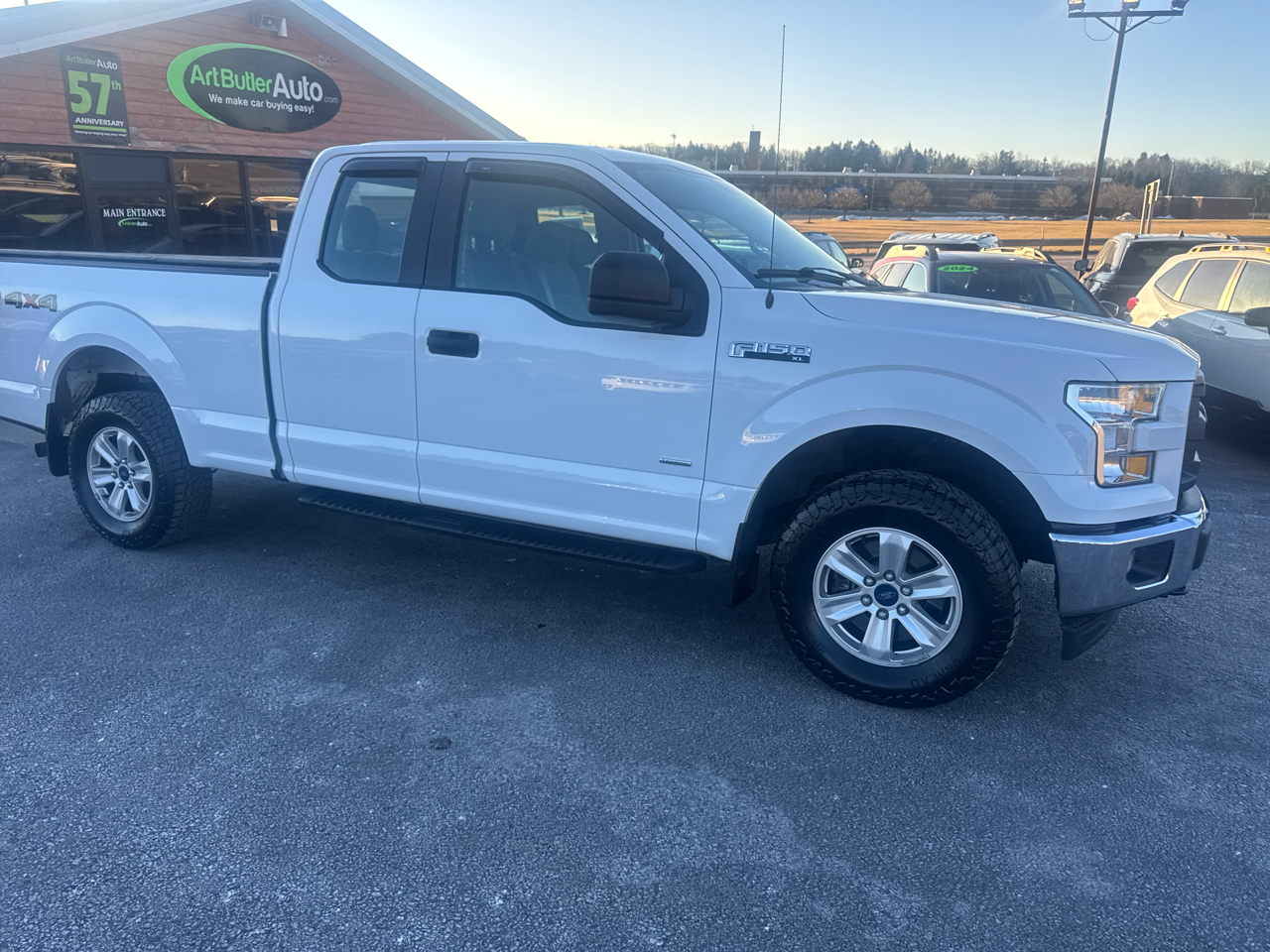 Ford F-150 XL 4WD SuperCab 6.5' Box 2017