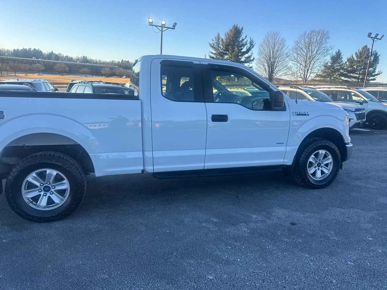 Ford F-150 XL 4WD SuperCab 6.5' Box 2017