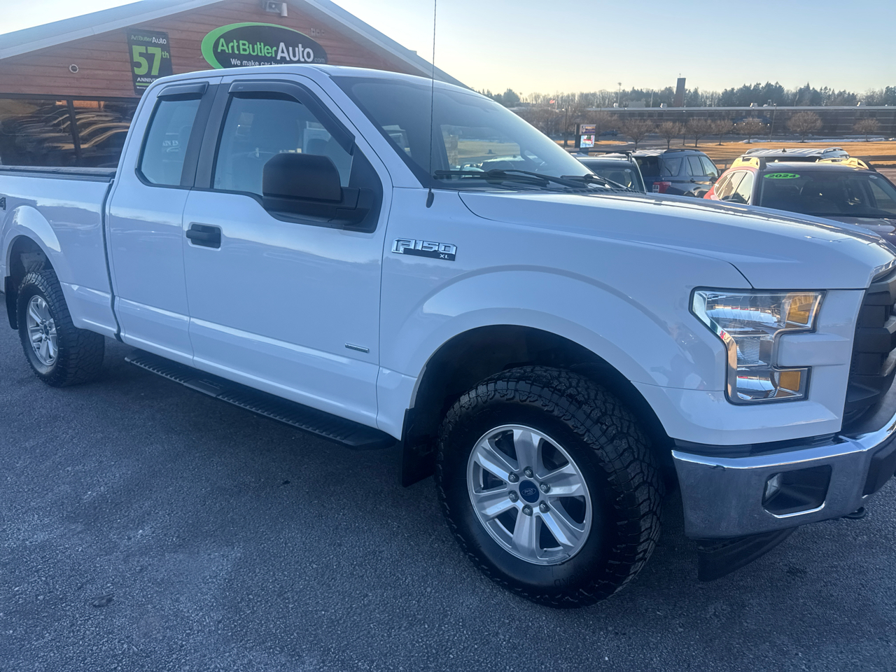 Ford F-150 XL 4WD SuperCab 6.5' Box 2017